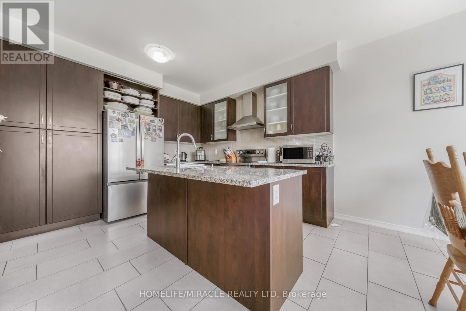 14 Abercrombie Crescent, Brampton, Ontario  L7A 4N1 - Photo 14 - W13514948