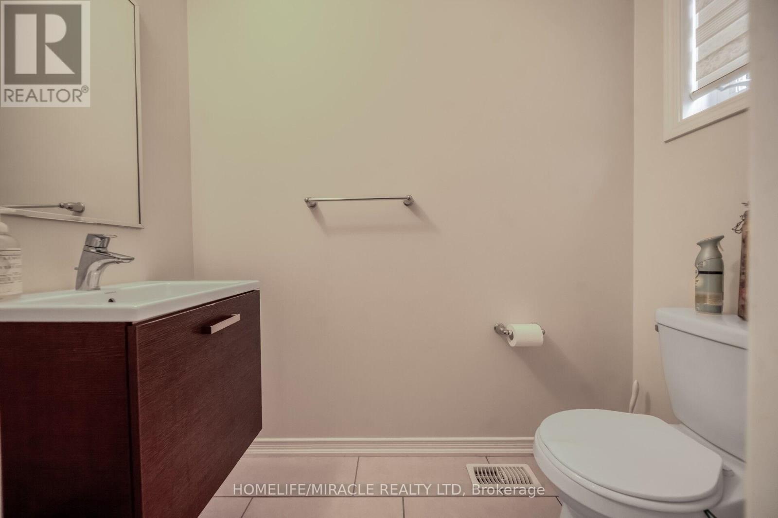 14 Abercrombie Crescent, Brampton, Ontario  L7A 4N1 - Photo 18 - W13514948