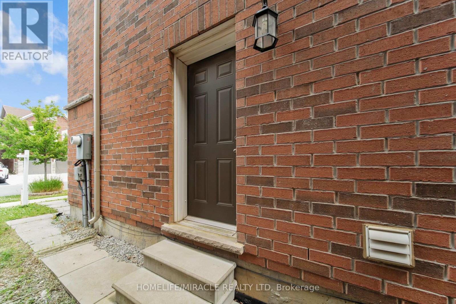 14 Abercrombie Crescent, Brampton, Ontario  L7A 4N1 - Photo 48 - W13514948