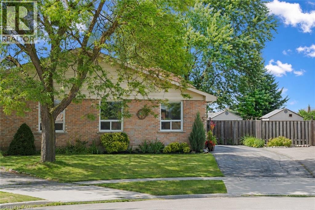 45 Hopewell Crescent, Stoney Creek, Ontario  L8J 1P3 - Photo 2 - 40844768