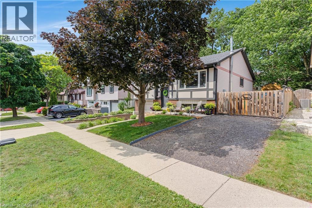 64 Cindy Avenue, Cambridge, Ontario  N3C 3J2 - Photo 2 - 40844592