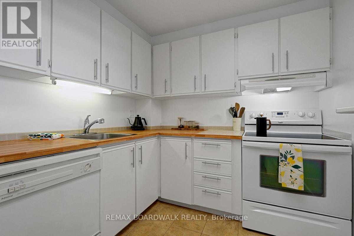 908 - 3100 Carling Avenue, Ottawa, Ontario  K2B 6J6 - Photo 11 - X13515154