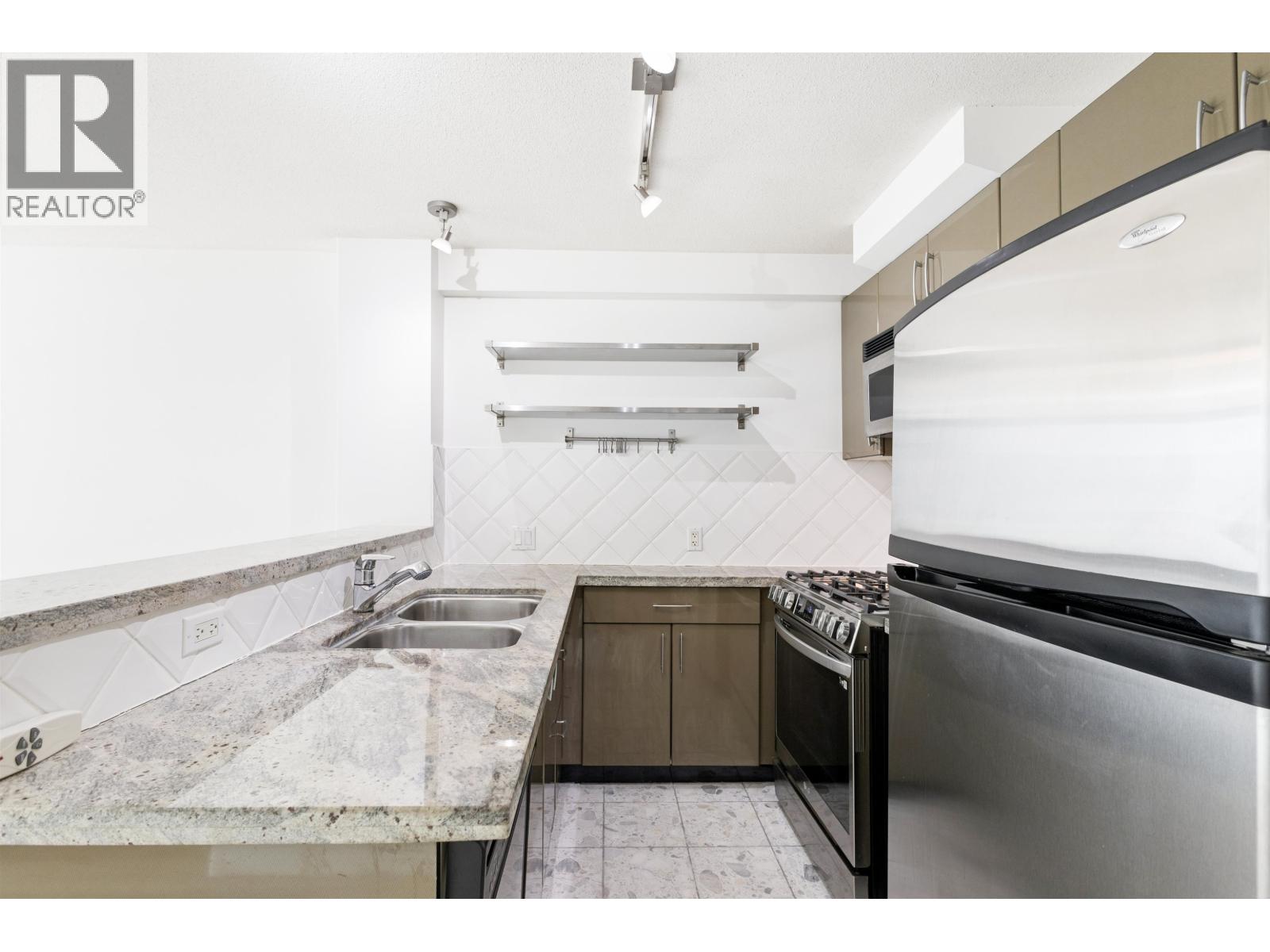 903 1328 W Pender Street, Vancouver, British Columbia  V6E 4T1 - Photo 10 - R3141620