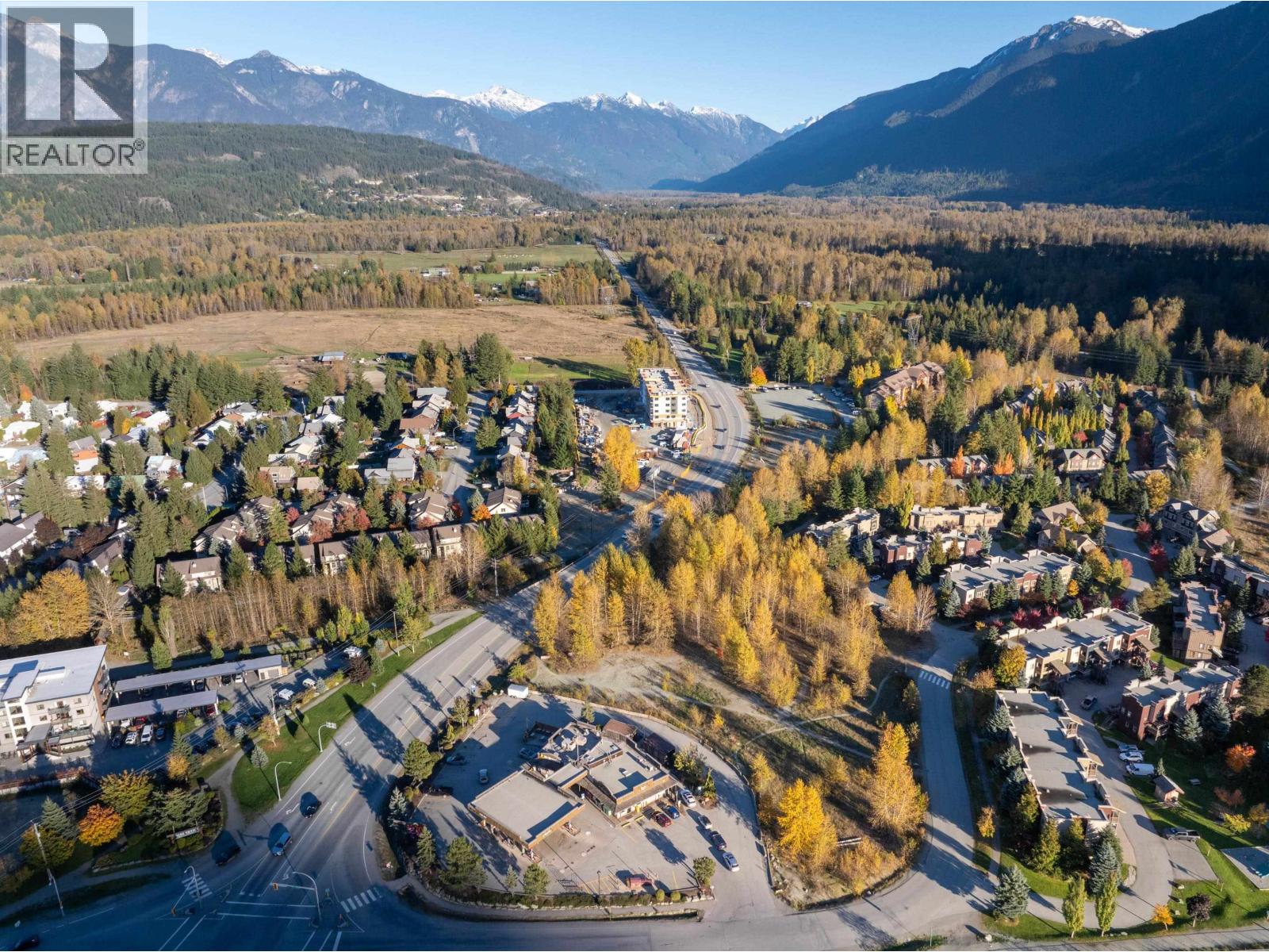 1443 Vine Road, Pemberton, British Columbia  V0N 2L1 - Photo 8 - C8080057