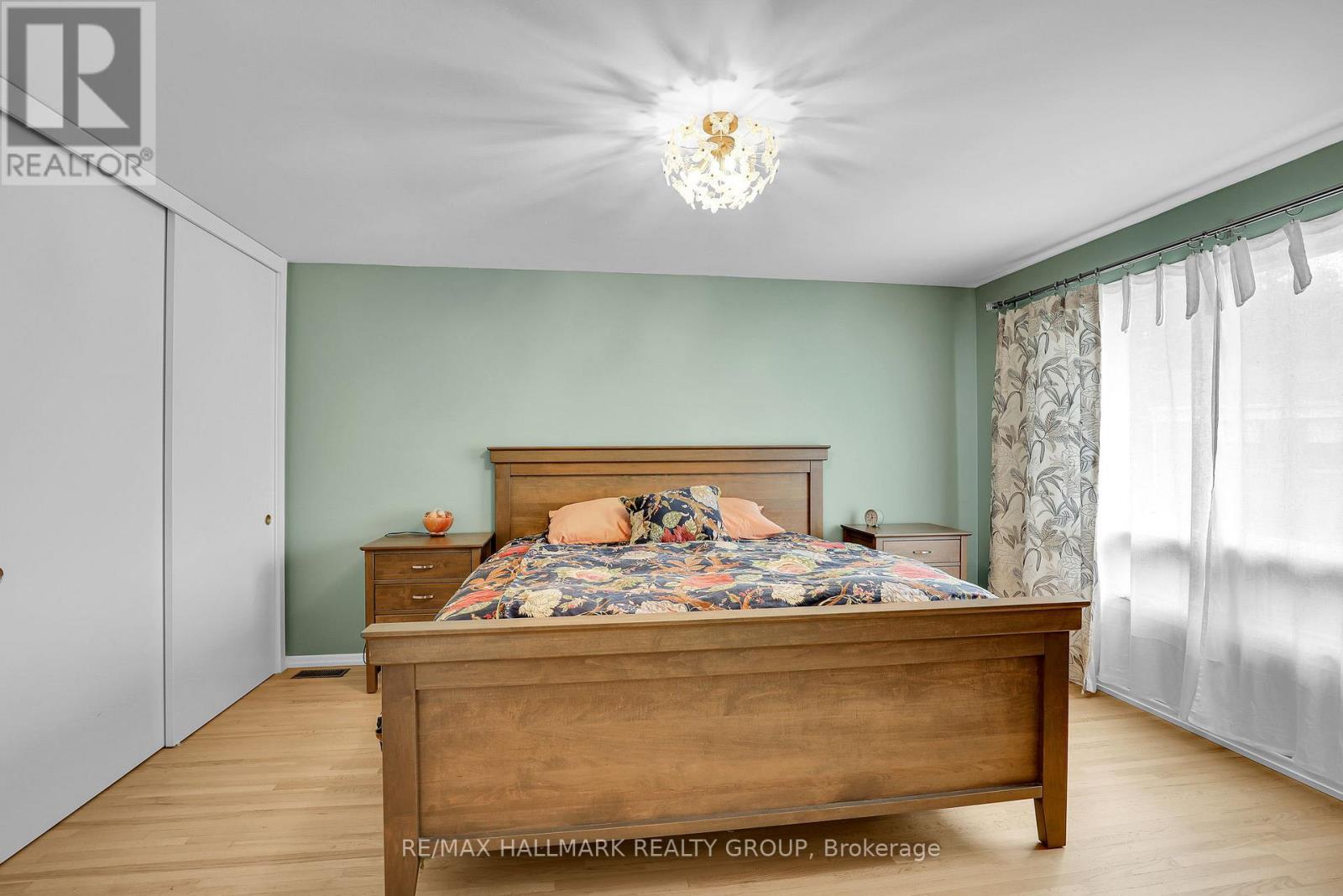 1712 Playfair Drive, Ottawa, Ontario  K1H 5S6 - Photo 25 - X12842110