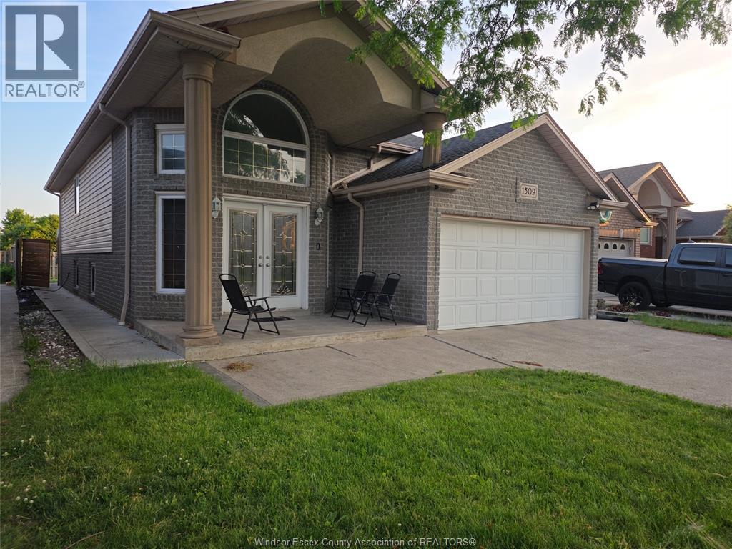 1509 Meridian Street, Windsor, Ontario N9G 3E5 - Photo 2 - 26015884