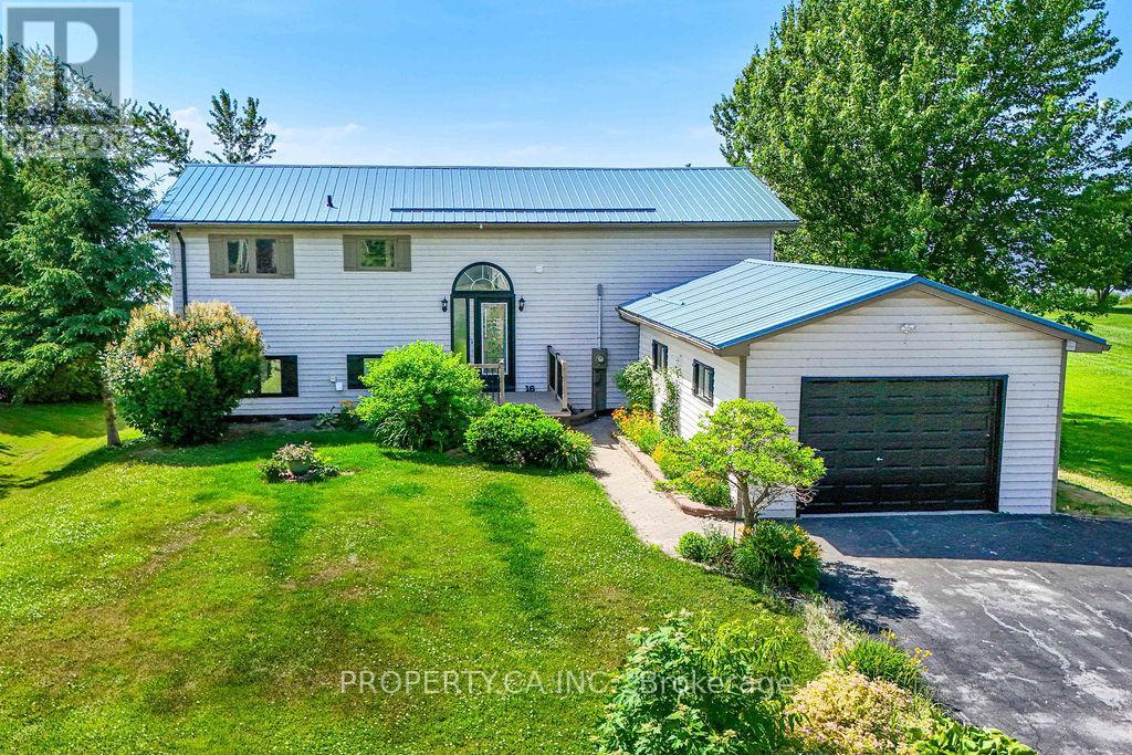 16 Helen Crescent, Kawartha Lakes, Ontario  K0M 2C0 - Photo 1 - X13515110