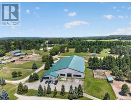 564 8TH CONCESSION ROAD E, Hamilton, Ontario