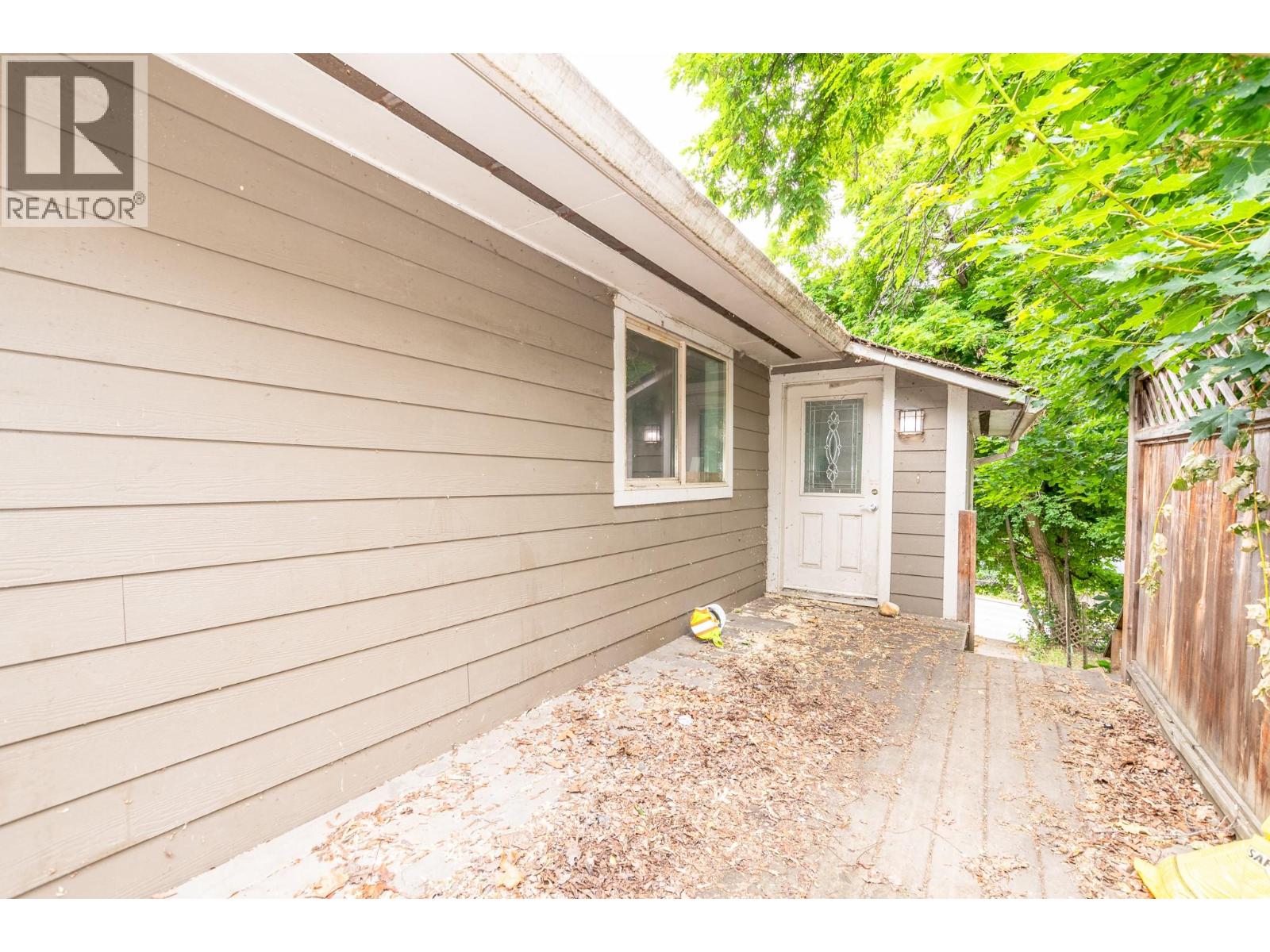 Listing image 52
