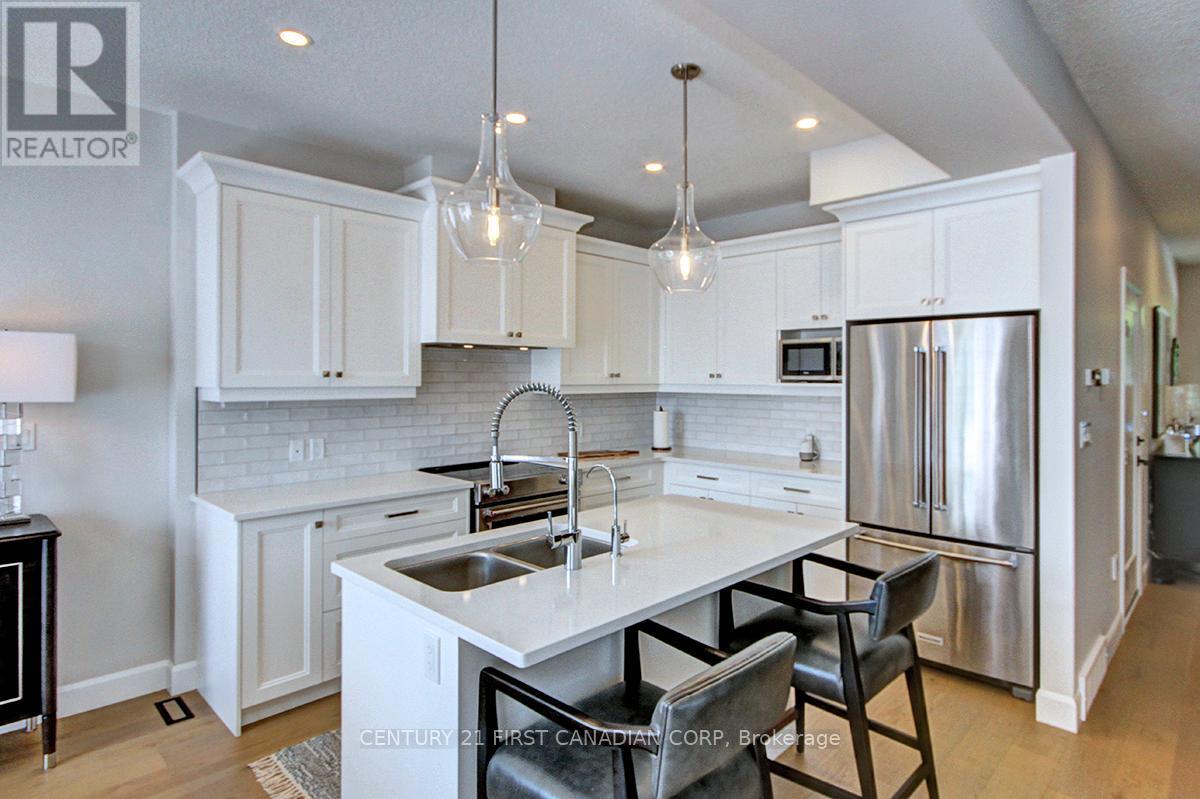 420 Old Wonderland Road, London South, Ontario N6K 3R2 - Photo 13 - X13515390