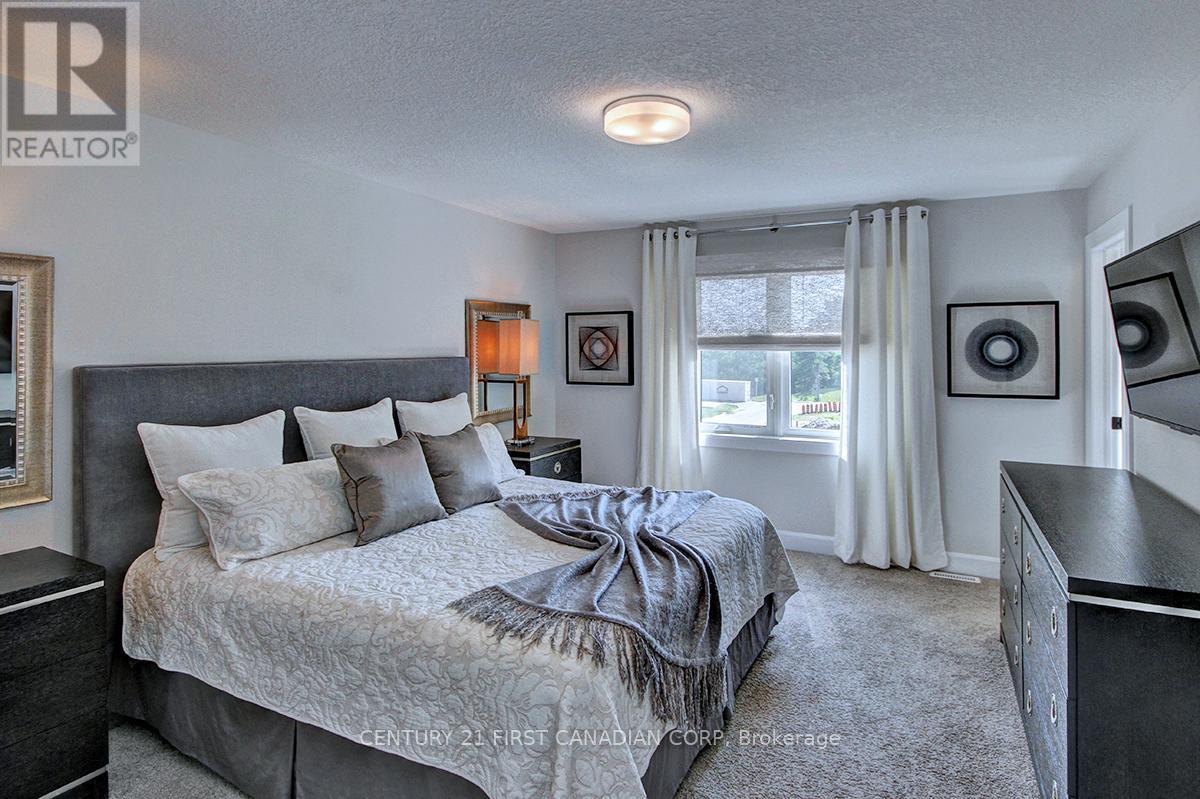 420 Old Wonderland Road, London South, Ontario N6K 3R2 - Photo 16 - X13515390