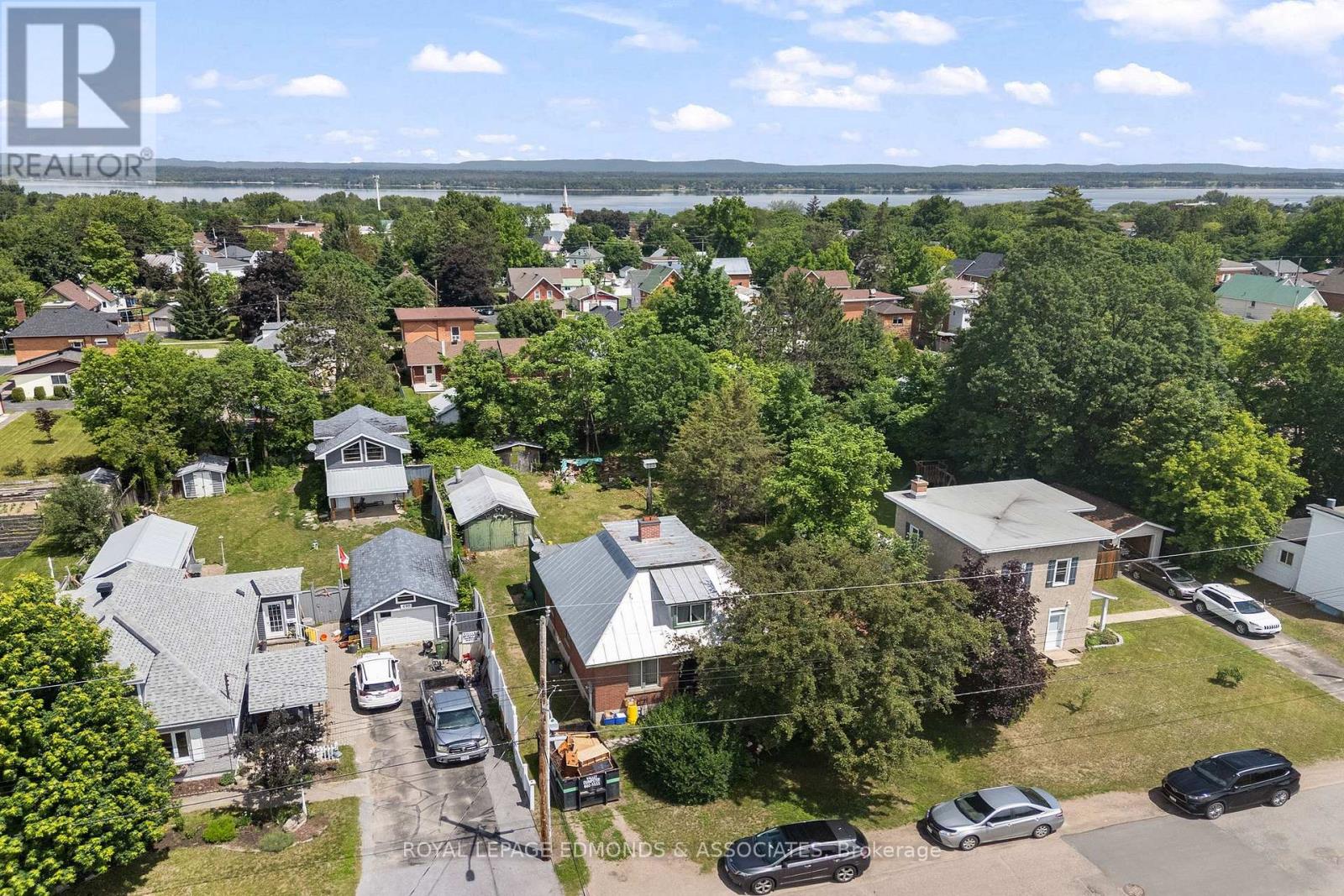 605 Perth Street, Pembroke, Ontario  K8A 6B9 - Photo 2 - X13515330