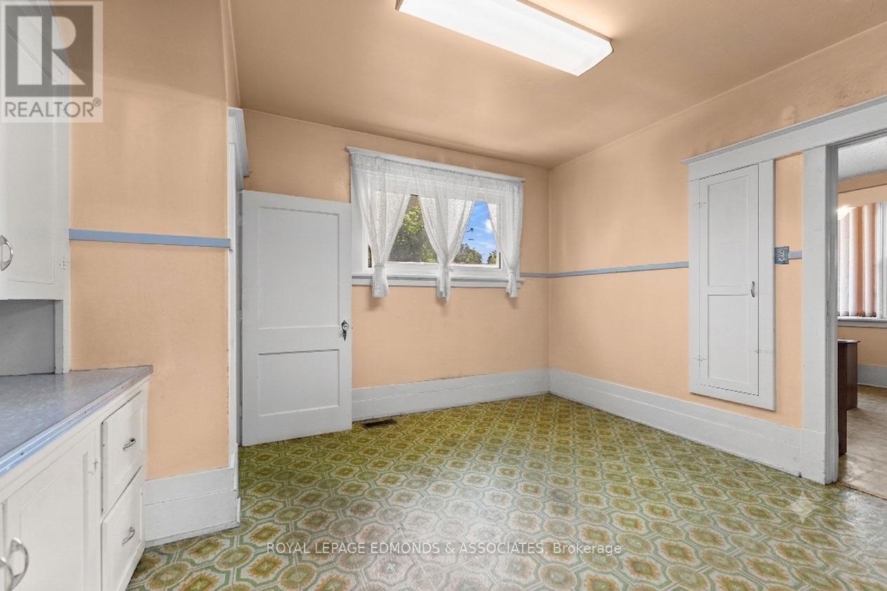 605 Perth Street, Pembroke, Ontario  K8A 6B9 - Photo 8 - X13515330