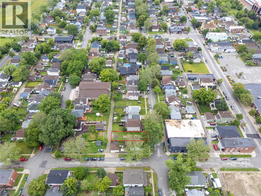 1191 Hickory, Windsor, Ontario  N8Y 3S4 - Photo 2 - 26015745