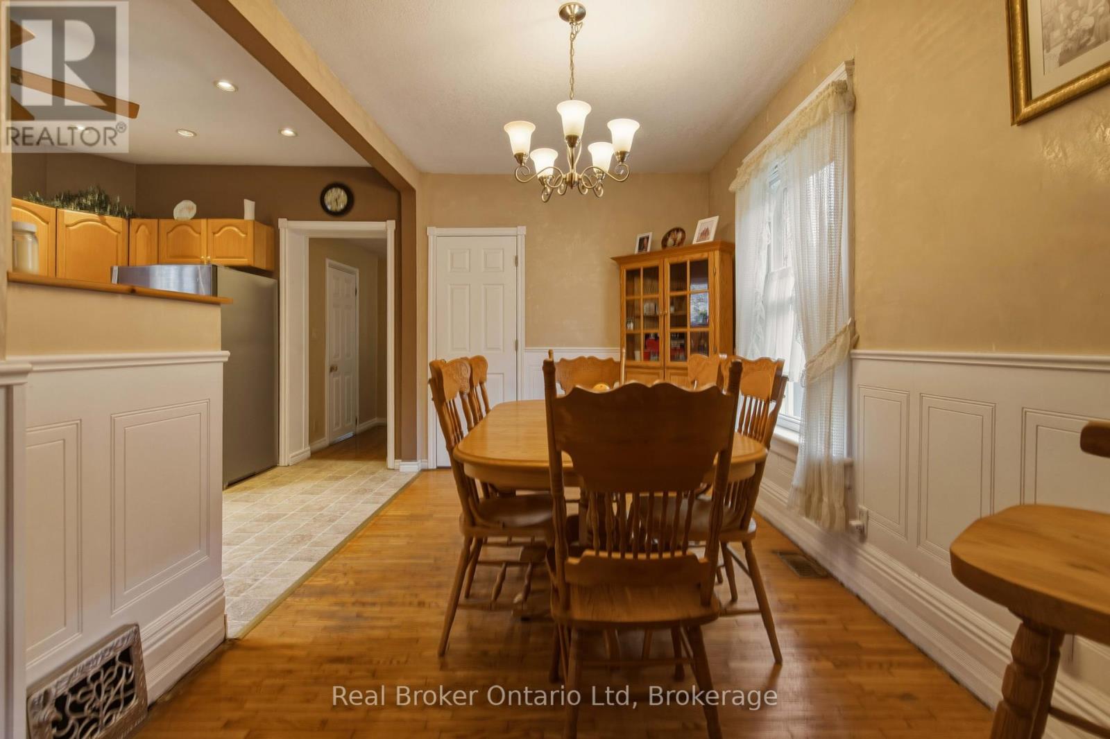 127 Garafraxa Street, Chatsworth, Ontario  N0H 1G0 - Photo 10 - X13515366