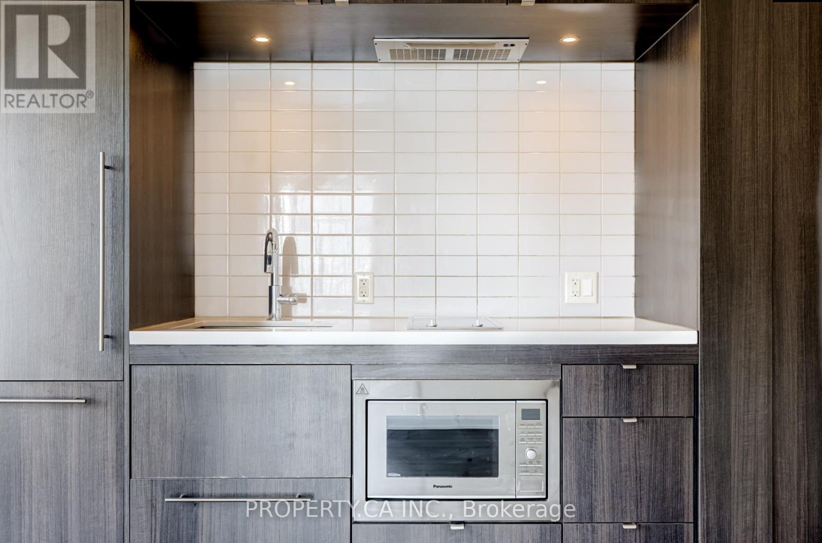 1514 - 155 Yorkville Avenue, Toronto, Ontario  M5R 0B4 - Photo 11 - C13515346