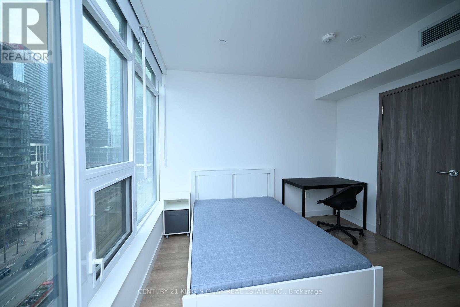 1021 - 3 Concord Cityplace Way, Toronto, Ontario  M5V 0X4 - Photo 12 - C13515388