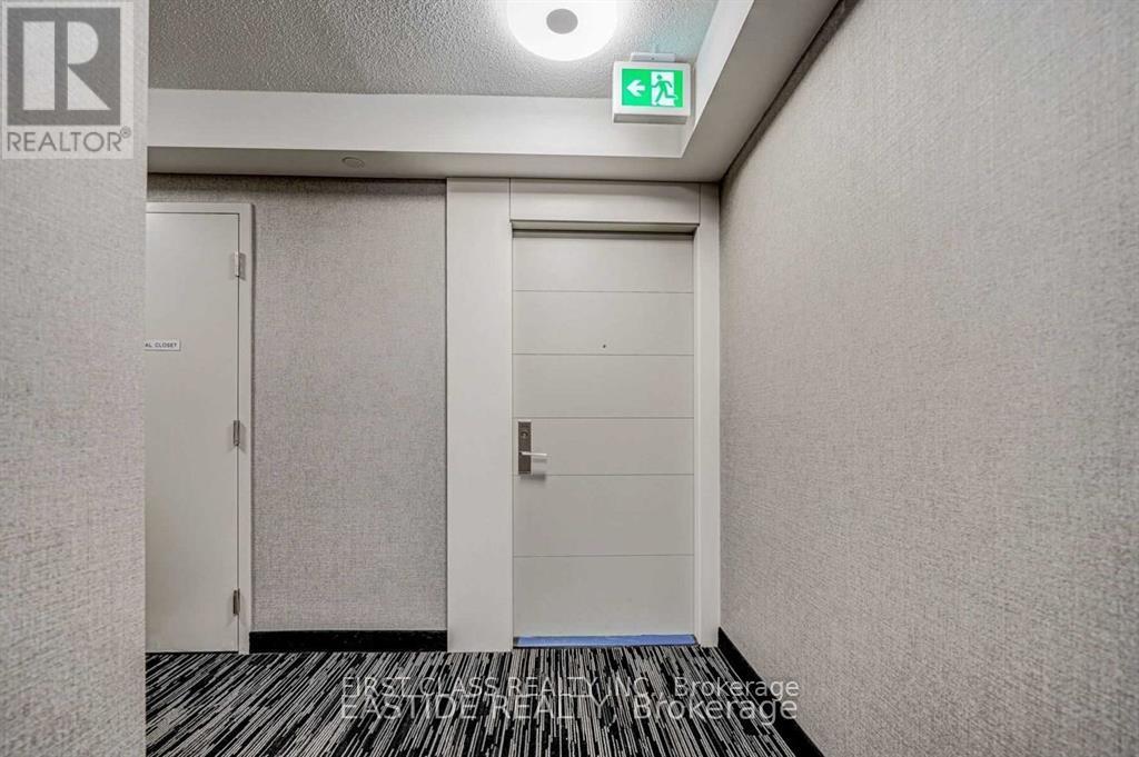 3910 - 50 Wellesley Street E, Toronto, Ontario  M4Y 1A1 - Photo 2 - C13515452