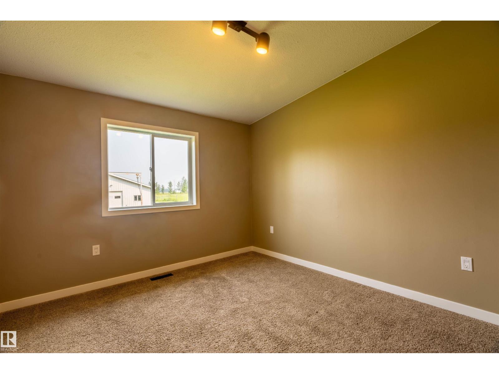 59425 Rg Rd 260, Rural Westlock County, Alberta  T7P 2P4 - Photo 5 - E4496588
