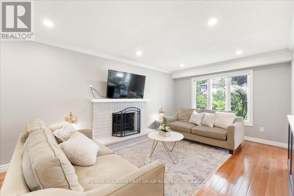 35 Rotherglen Road S, Ajax, Ontario  L1S 5K8 - Photo 6 - E13515324