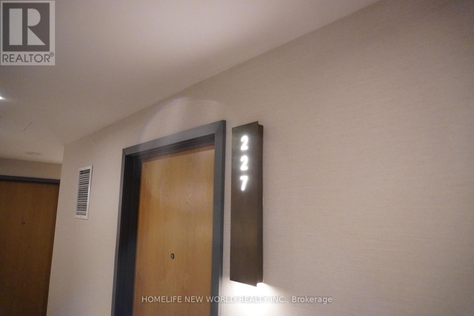 D227 - 8 Beverly Glen Boulevard, Vaughan, Ontario  L4J 0L5 - Photo 11 - N13515350