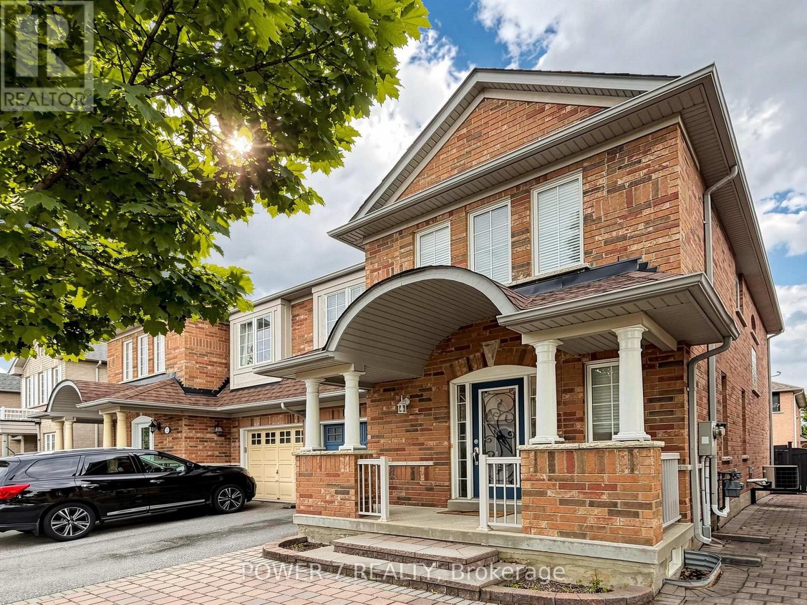 117 St Urbain Drive, Vaughan, Ontario  L4H 2W7 - Photo 4 - N13515376