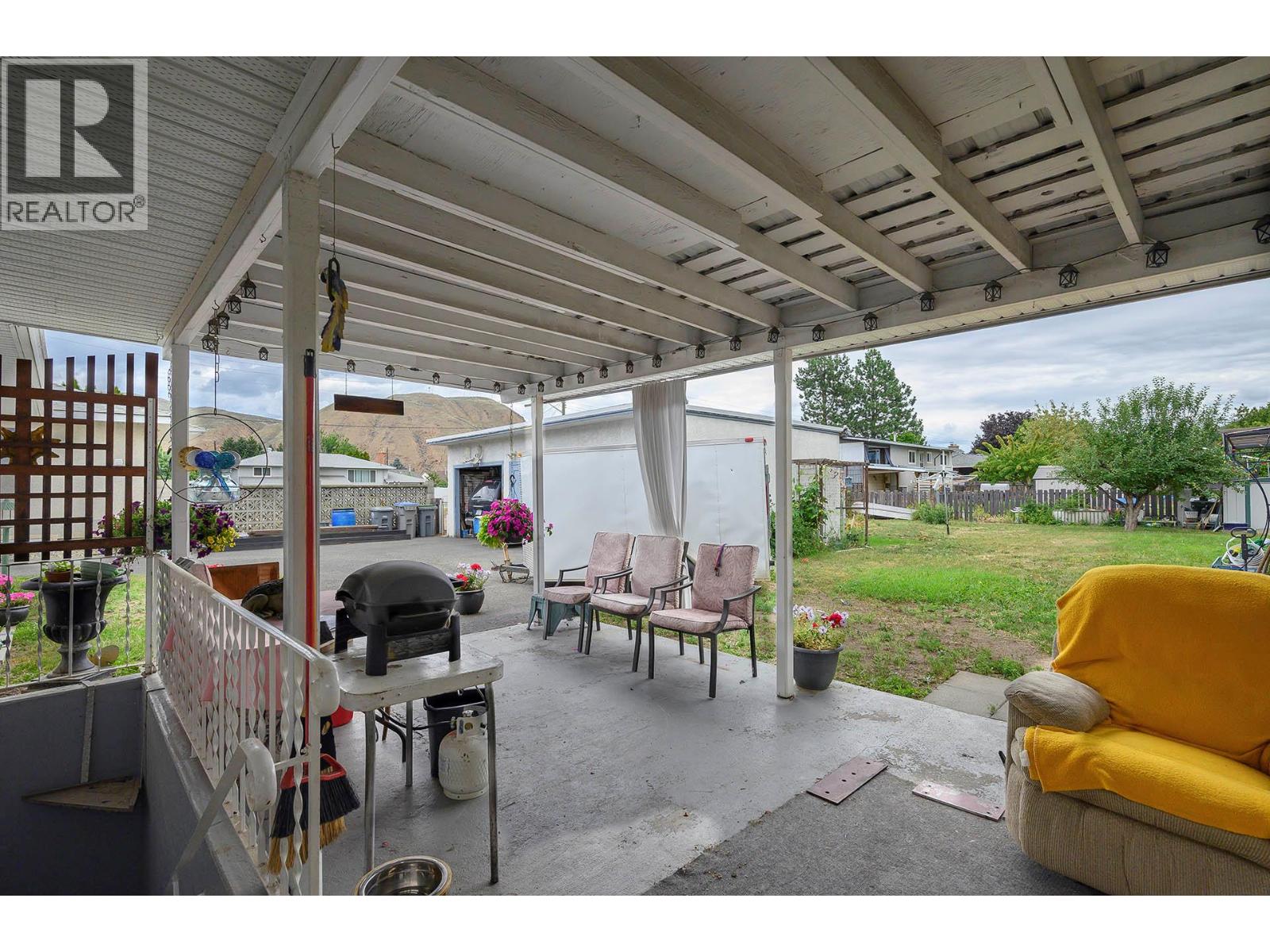 919 SCHREINER Street — photo 18