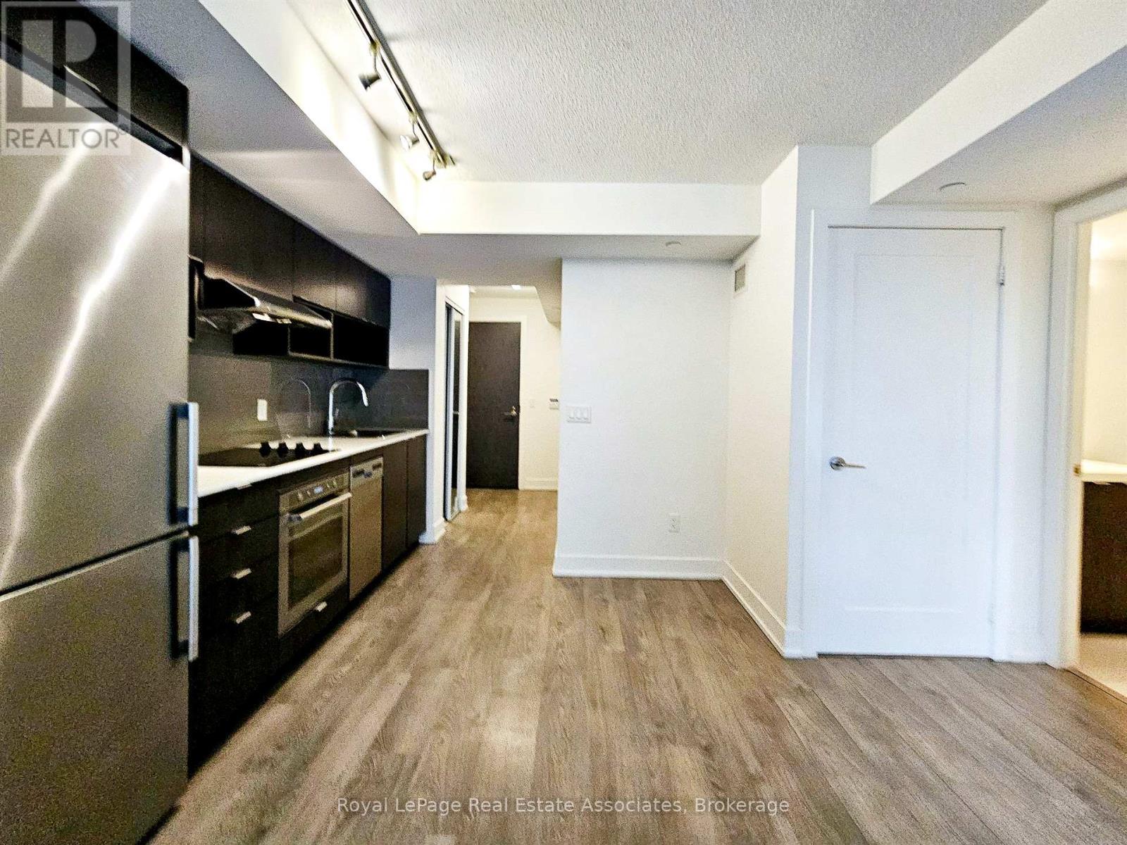905 - 7 Mabelle Avenue, Toronto, Ontario  M5T 0C9 - Photo 8 - W13515190