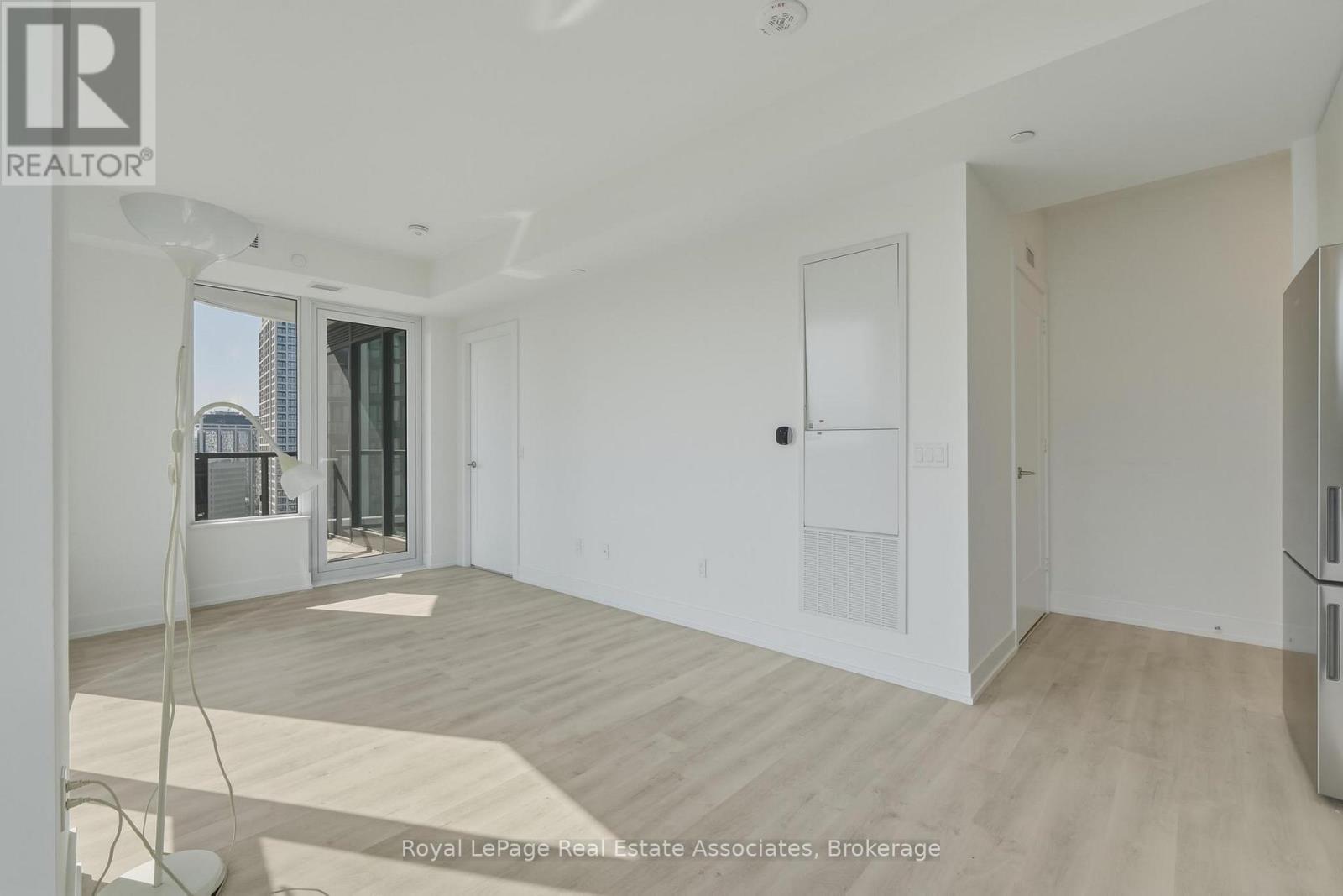 1804 - 25 Cordova Avenue, Toronto, Ontario  M9A 0E5 - Photo 3 - W13515192