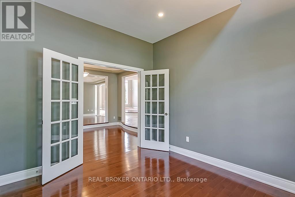 1510 Arrowhead Road, Oakville, Ontario  L6H 7V6 - Photo 10 - W13515202
