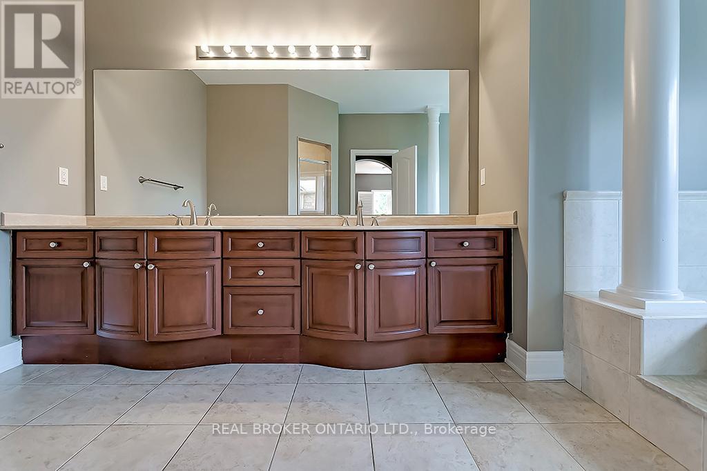 1510 Arrowhead Road, Oakville, Ontario  L6H 7V6 - Photo 30 - W13515202