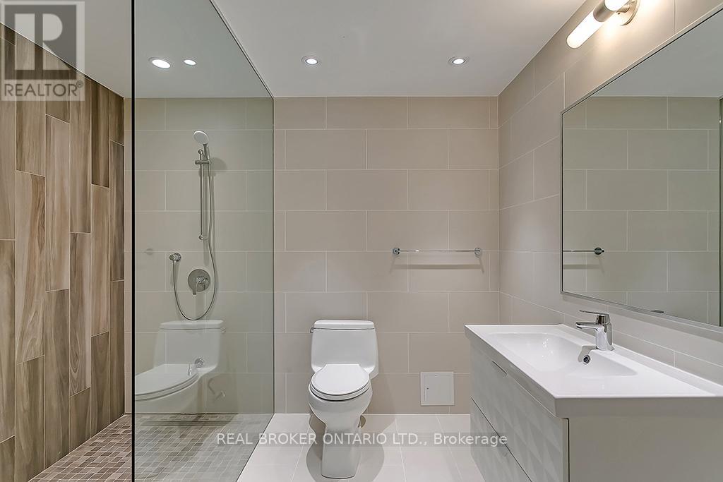 1510 Arrowhead Road, Oakville, Ontario  L6H 7V6 - Photo 37 - W13515202