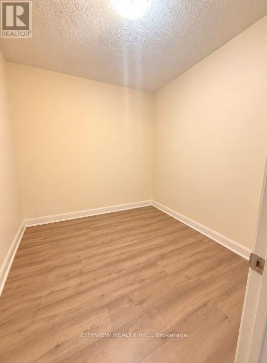 1721 - 3888 Duke Of York Boulevard, Mississauga, Ontario  L5B 4P5 - Photo 6 - W13515280