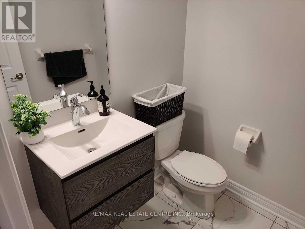 4 - 3298 Erasmum Street, Oakville, Ontario  L6M 1S3 - Photo 10 - W13515322