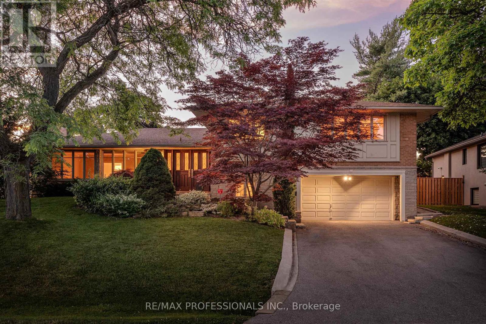 28 AYLESBURY ROAD, Toronto, Ontario