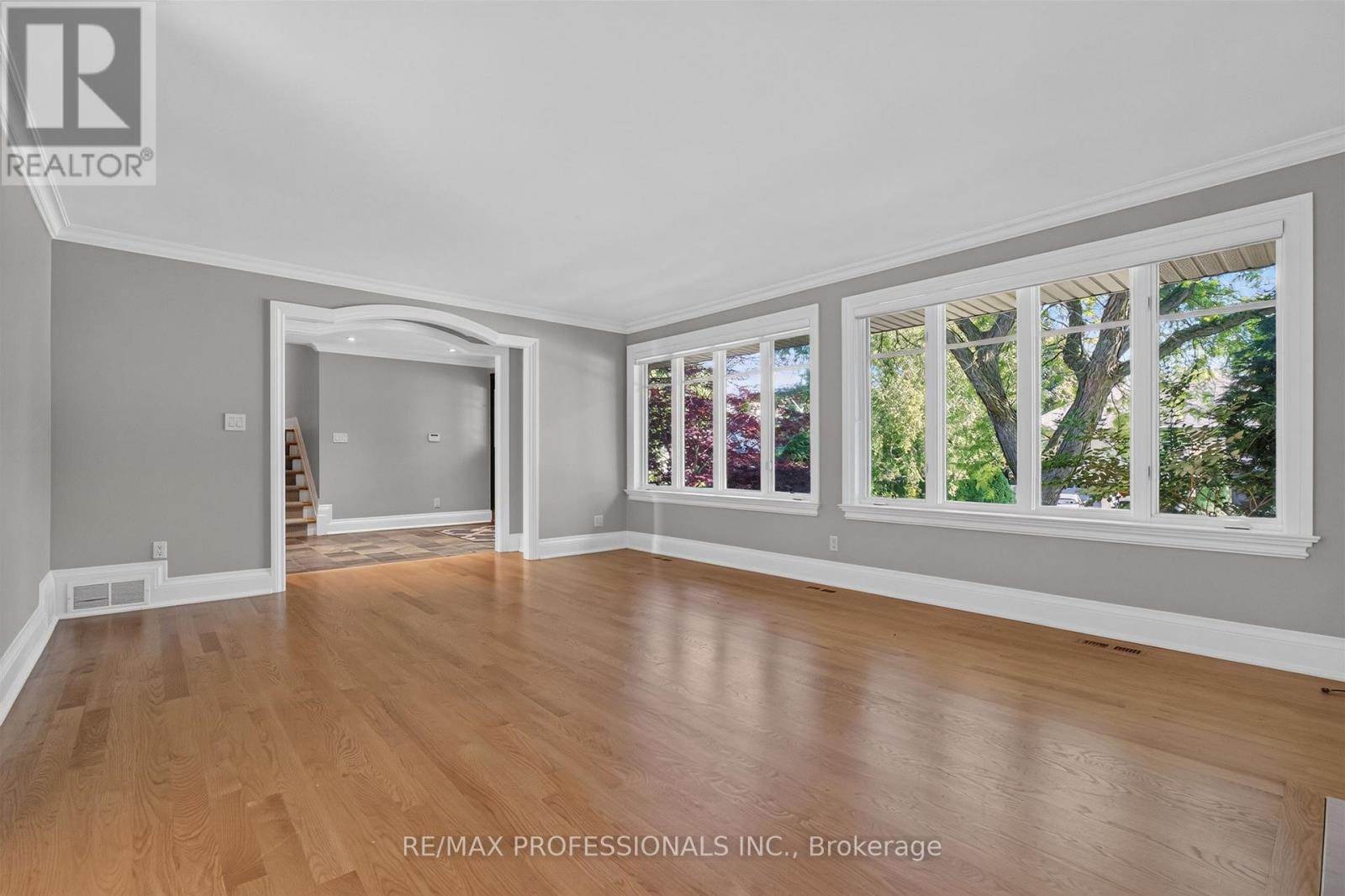 28 Aylesbury Road, Toronto, Ontario  M9A 2M5 - Photo 11 - W13515352