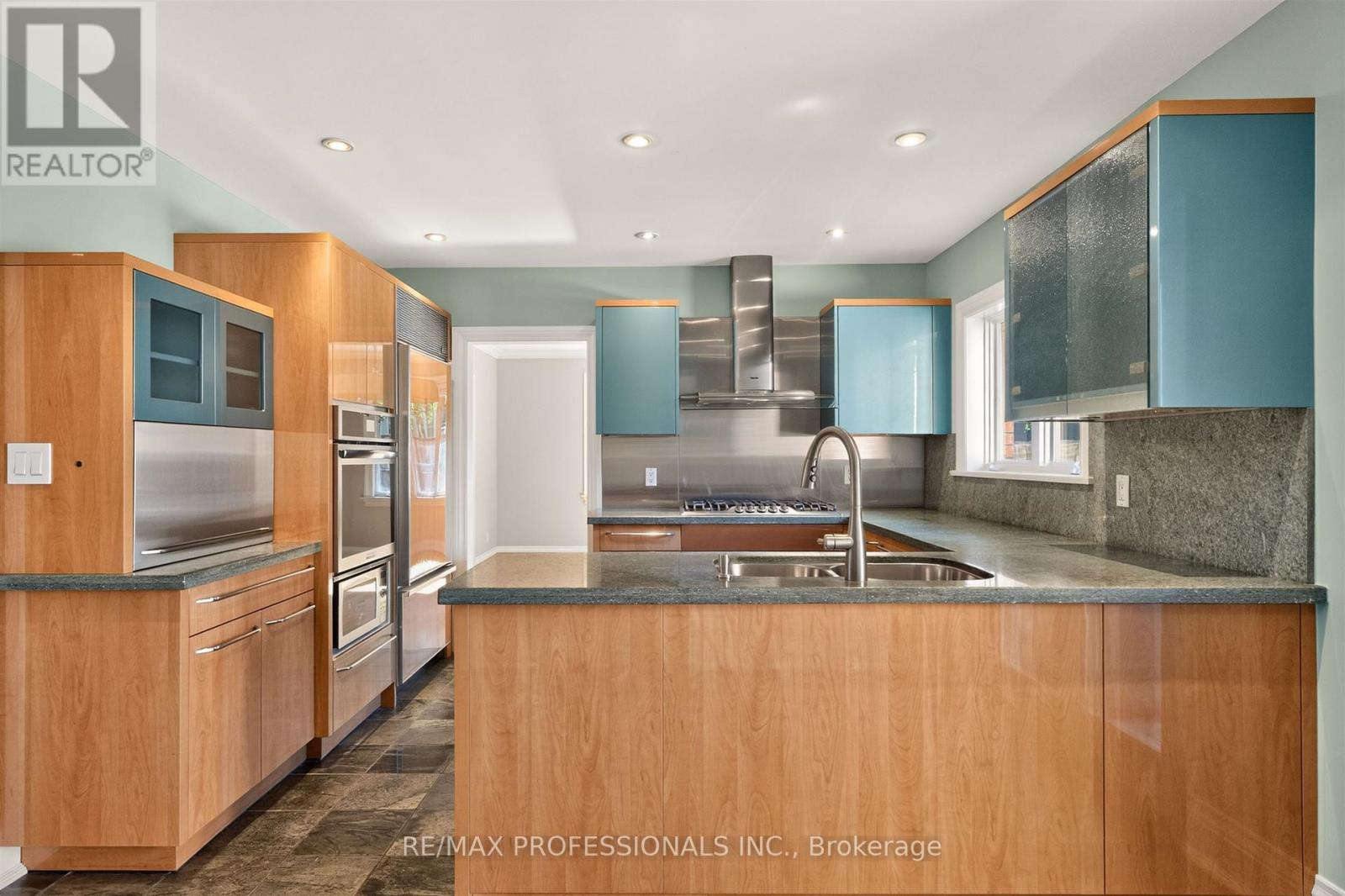 28 Aylesbury Road, Toronto, Ontario  M9A 2M5 - Photo 19 - W13515352