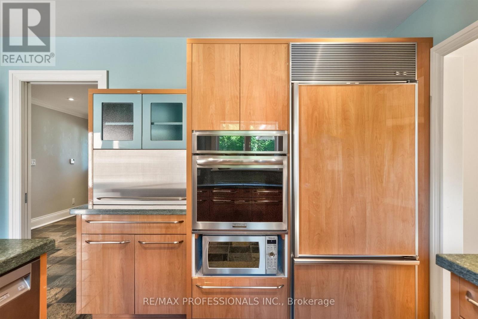 28 Aylesbury Road, Toronto, Ontario  M9A 2M5 - Photo 20 - W13515352