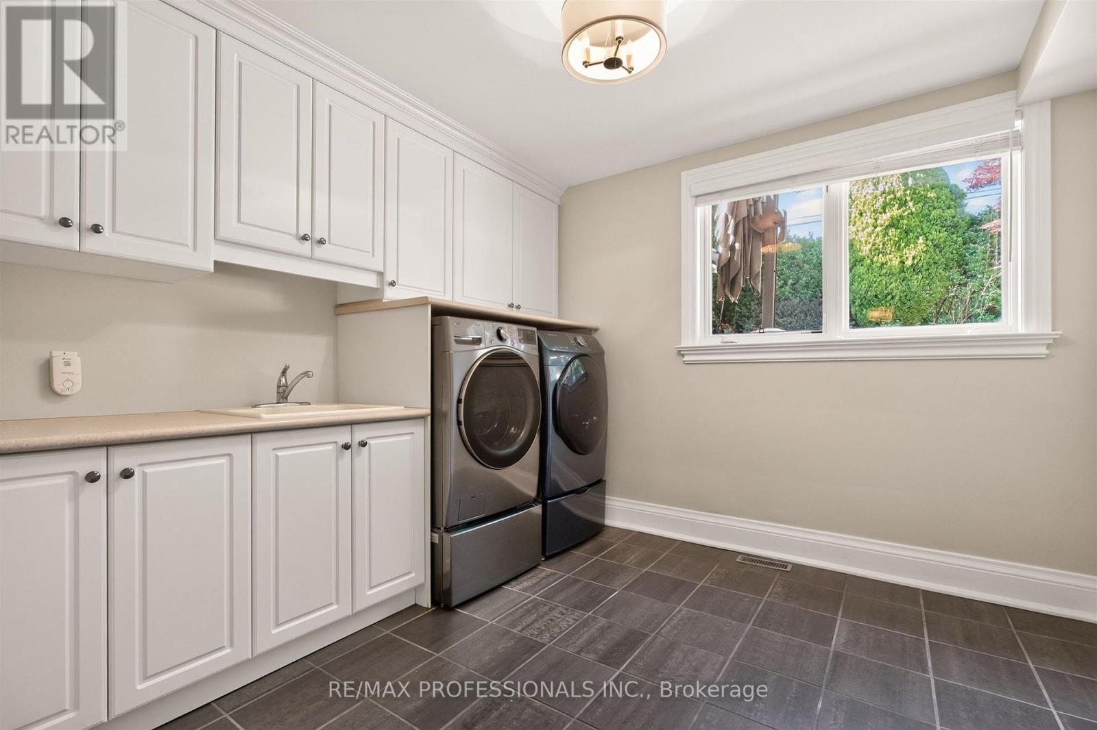 28 Aylesbury Road, Toronto, Ontario  M9A 2M5 - Photo 24 - W13515352
