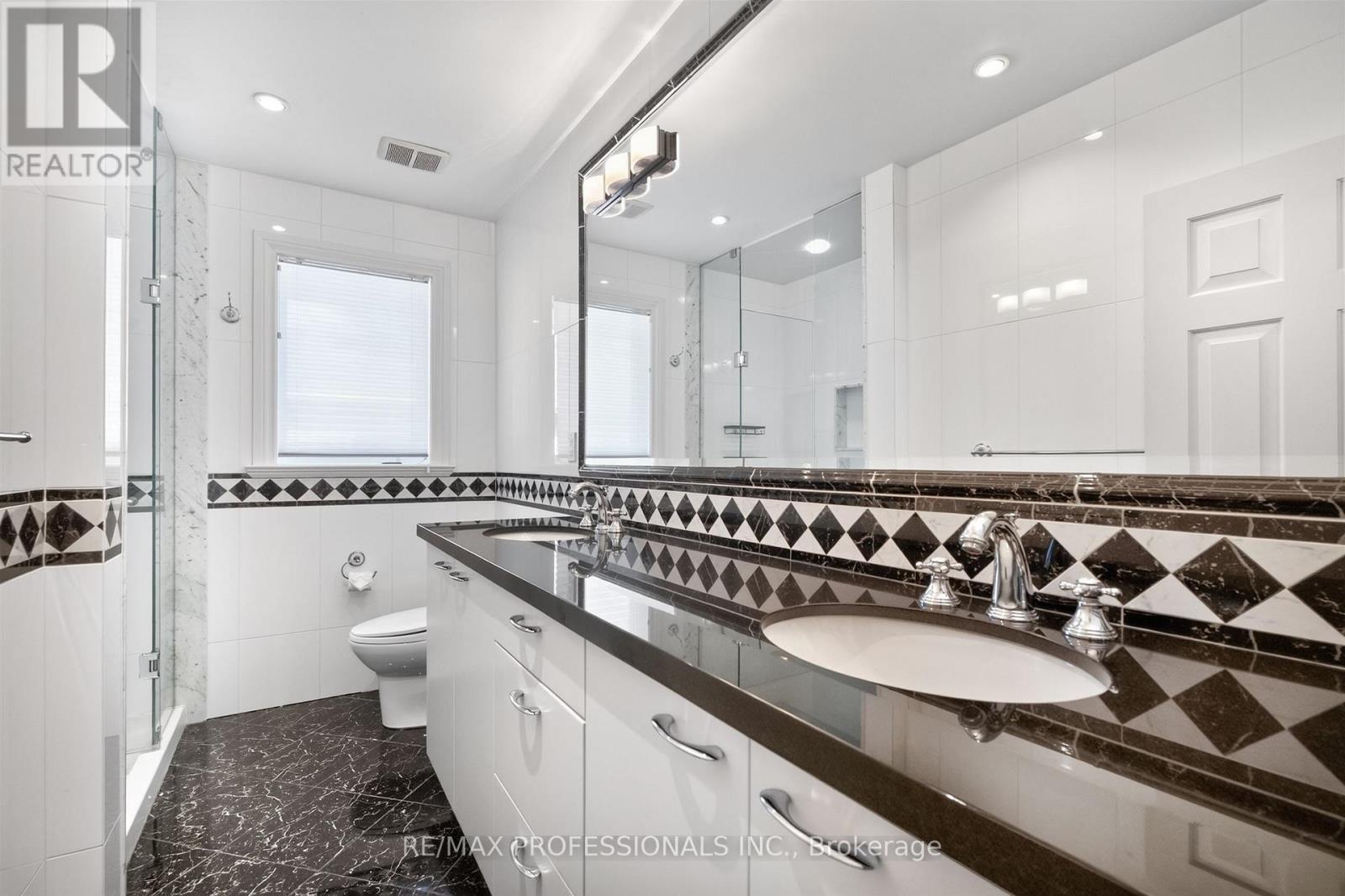 28 Aylesbury Road, Toronto, Ontario  M9A 2M5 - Photo 40 - W13515352