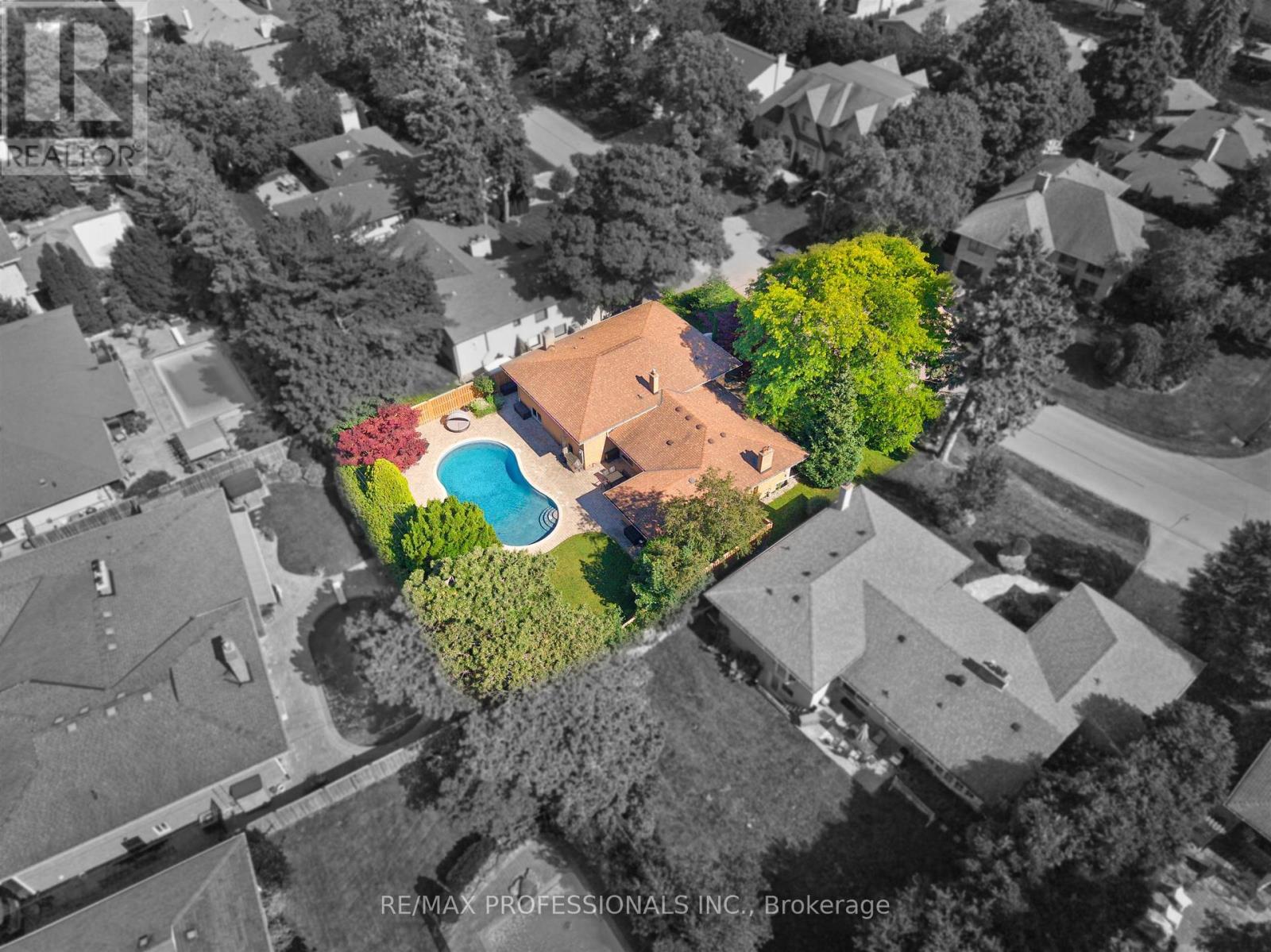 28 Aylesbury Road, Toronto, Ontario  M9A 2M5 - Photo 48 - W13515352
