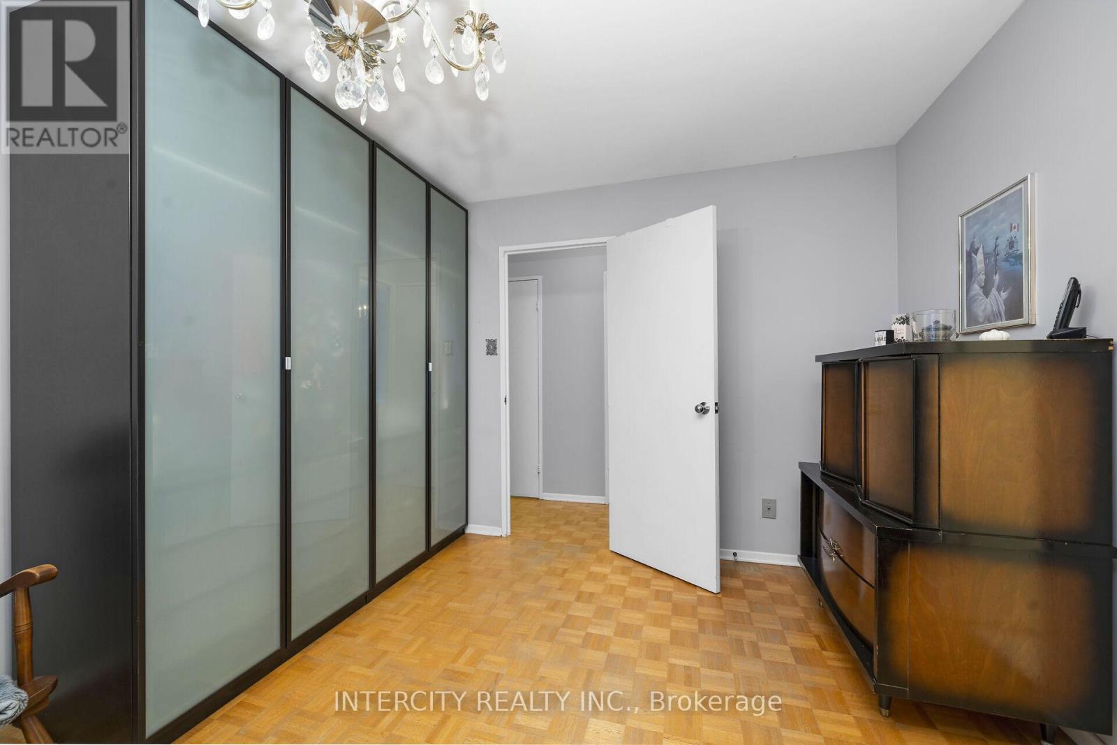 302 - 2825 Islington Avenue, Toronto, Ontario  M9L 2K1 - Photo 17 - W13515374