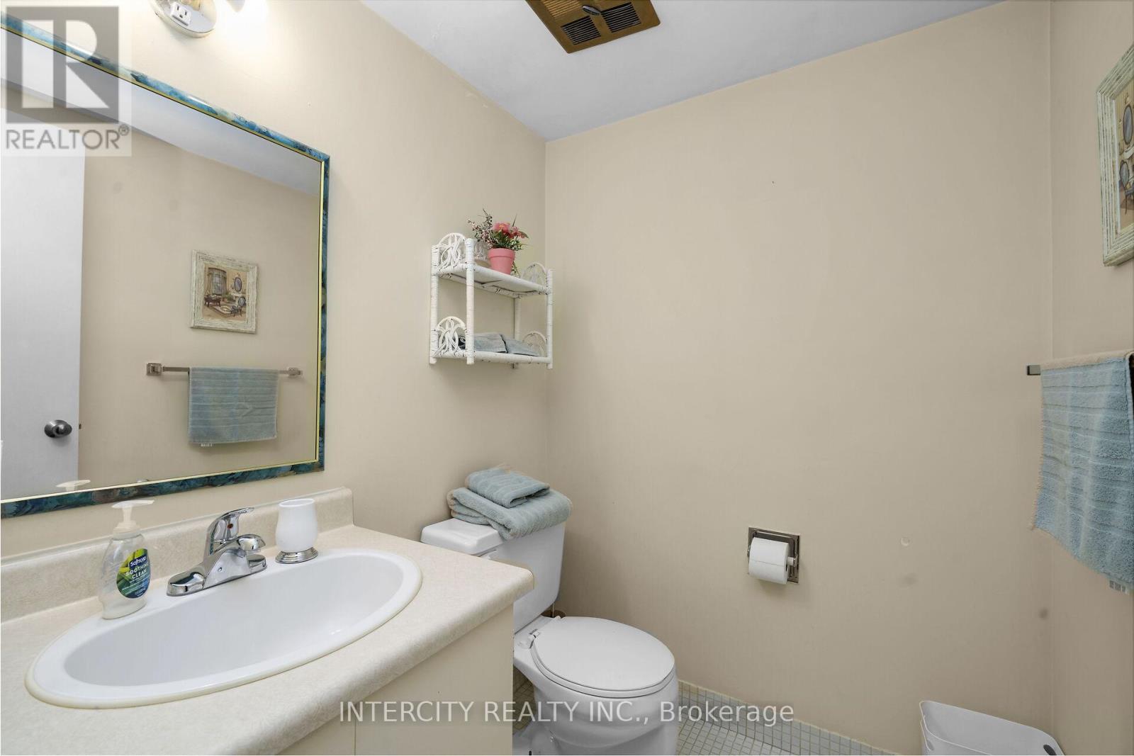 302 - 2825 Islington Avenue, Toronto, Ontario  M9L 2K1 - Photo 18 - W13515374