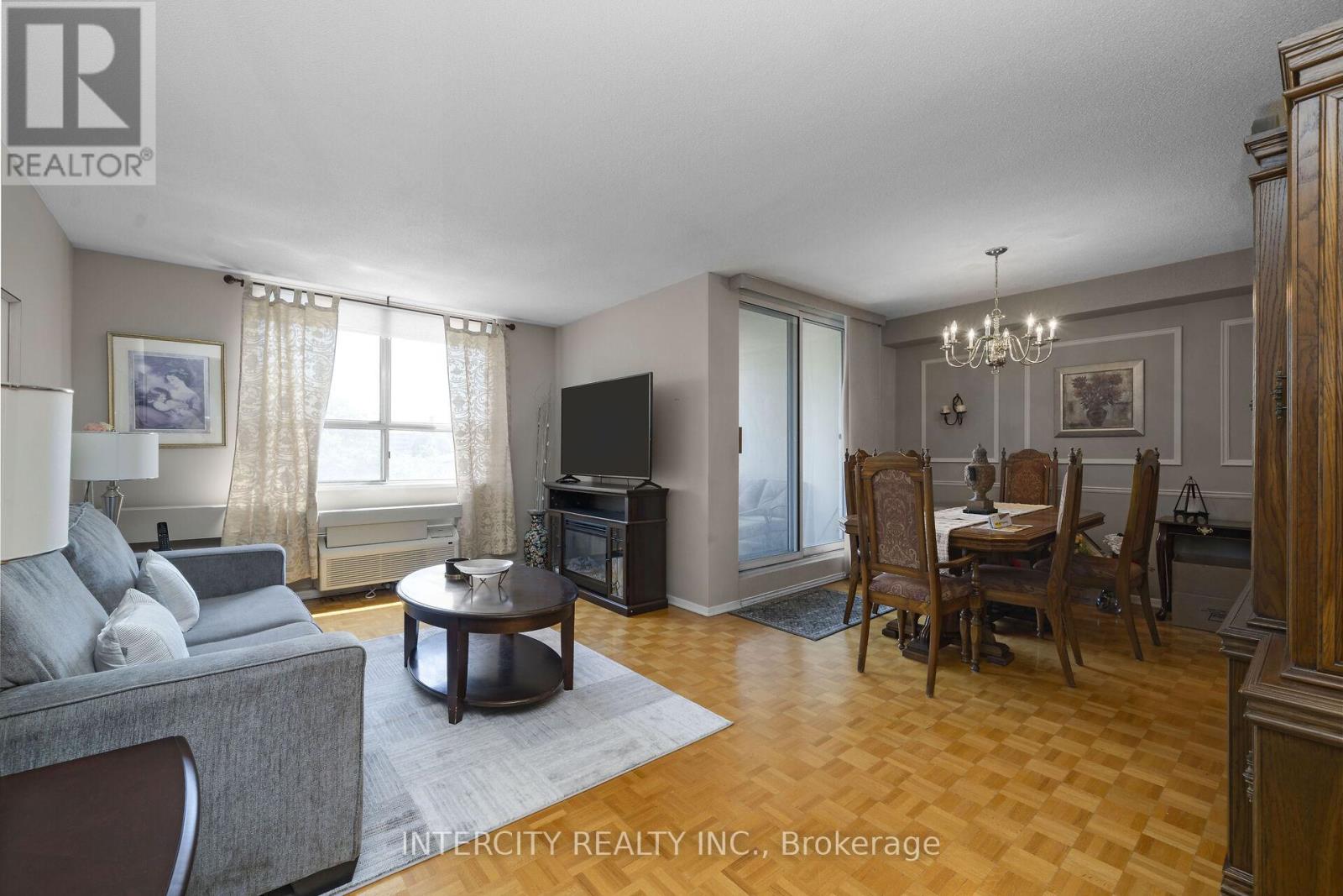 302 - 2825 Islington Avenue, Toronto, Ontario  M9L 2K1 - Photo 8 - W13515374