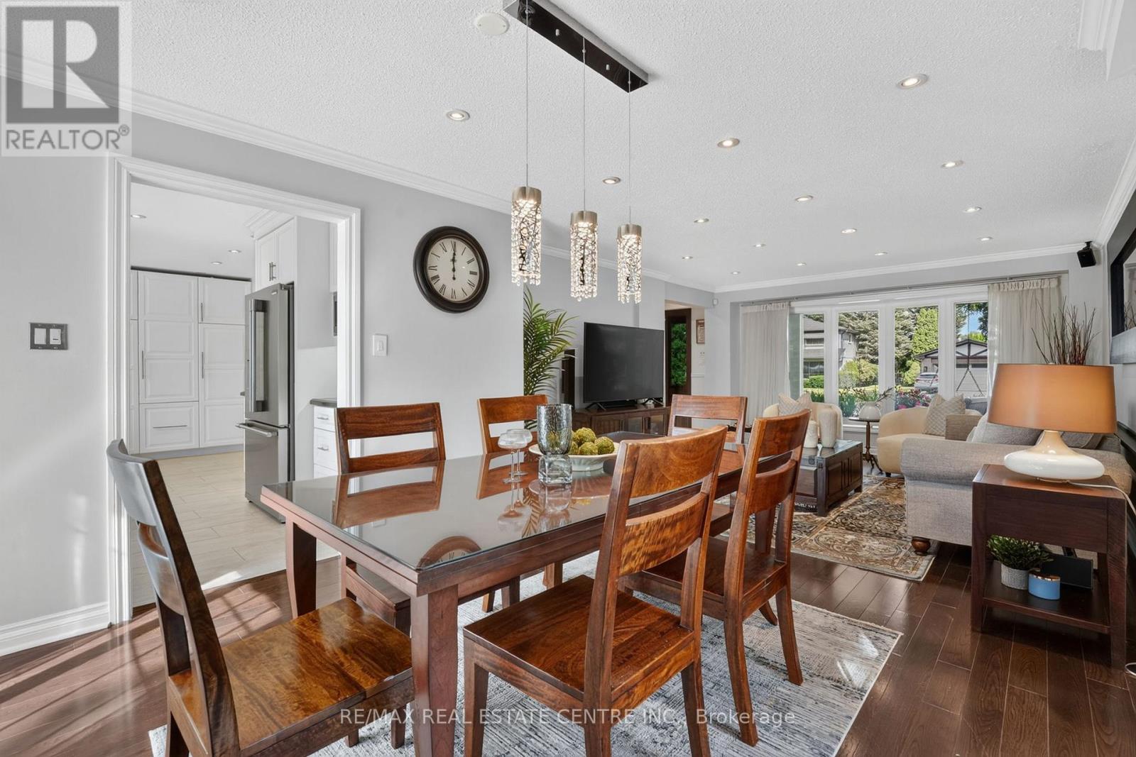 403 Isabella Avenue, Mississauga, Ontario L5B 2K2 - Photo 14 - W13515386