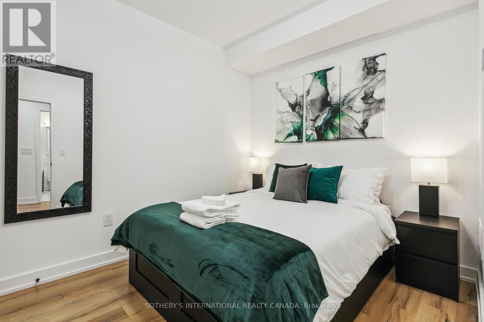 Lower - 73 Guthrie Avenue, Toronto, Ontario  M8Z 2M9 - Photo 13 - W13515392