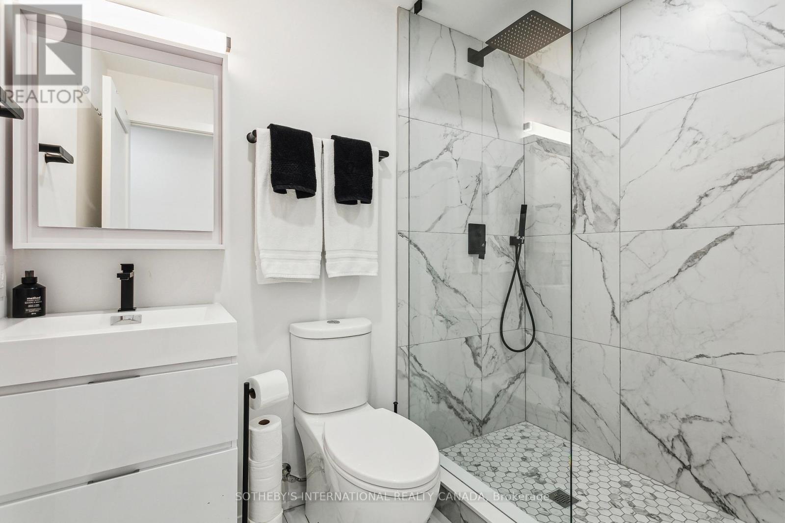 Lower - 73 Guthrie Avenue, Toronto, Ontario  M8Z 2M9 - Photo 16 - W13515392