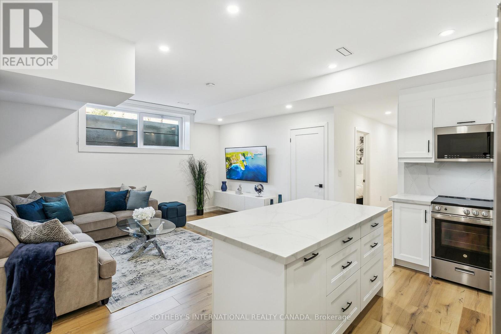 Lower - 73 Guthrie Avenue, Toronto, Ontario  M8Z 2M9 - Photo 6 - W13515392