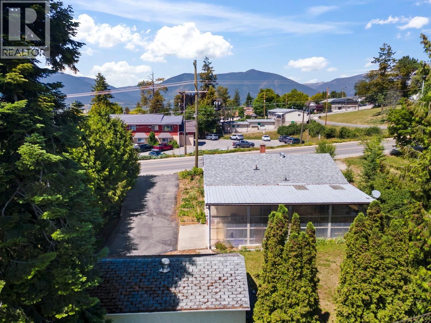 218 16th Avenue N, Creston, British Columbia V0B 1G5 - Photo 23 - 10377880