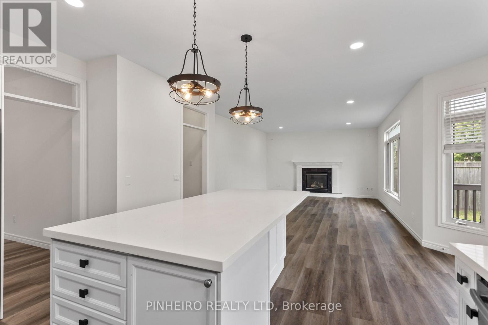 454 Cottontail Crescent, London North, Ontario N5X 4N4 - Photo 6 - X13515462